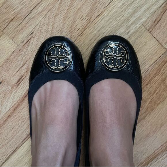 Tory Burch Black Caroline Leather Ballet Flats Sz 7.5 - Picture 1 of 15